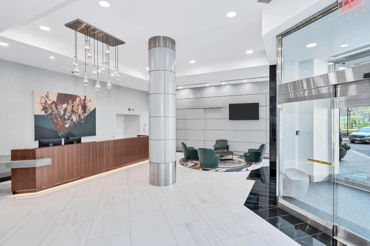 Modern & Charming Apt With Rooftop @Pentagon City أرلنغتون المظهر الخارجي الصورة