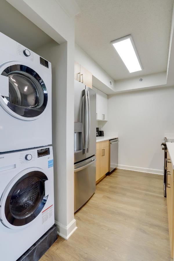 Modern & Charming Apt With Rooftop @Pentagon City أرلنغتون المظهر الخارجي الصورة