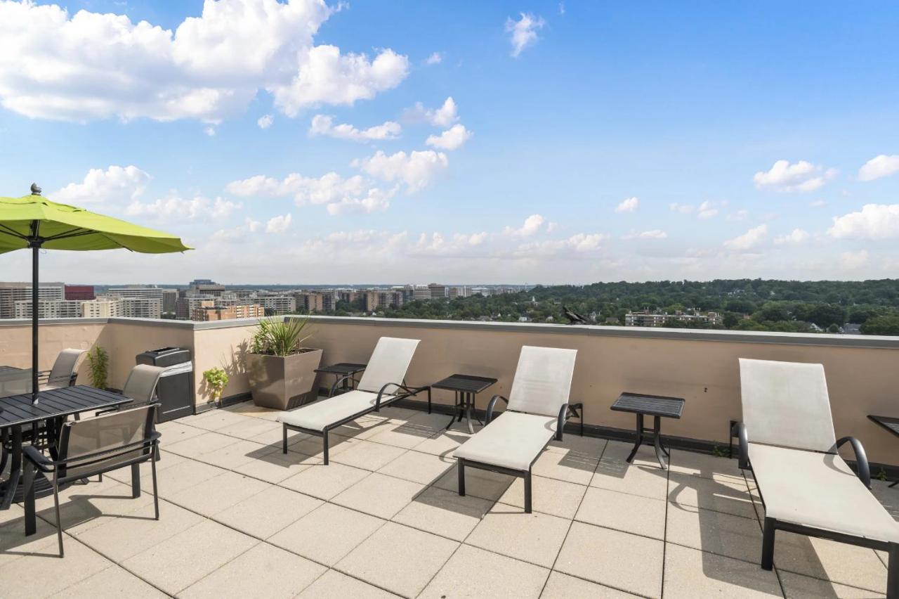Modern & Charming Apt With Rooftop @Pentagon City أرلنغتون المظهر الخارجي الصورة